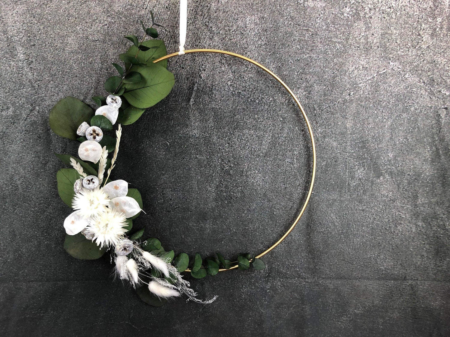 Türkranz Kranz Ring Eukalyptus Gräser Wandkranz Trockenblumen Natur natürlich Hoop Herbst Herbstlich – handgemacht aus Seiden- und Kunstblumen, langlebig & pflegeleicht von SarahsFlowerStudio