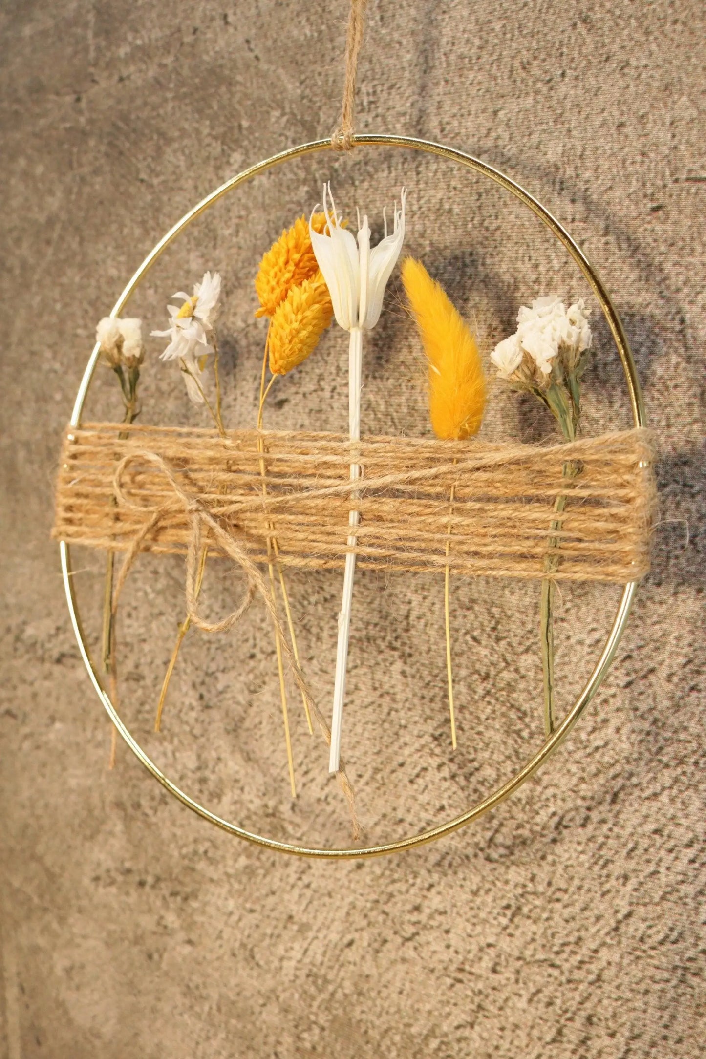 Türkranz Kranz Ring Gräser Wandkranz Trockenblumen Natur natürlich Hoop Fensterdeko – handgemacht aus Seiden- und Kunstblumen, langlebig & pflegeleicht von SarahsFlowerStudio