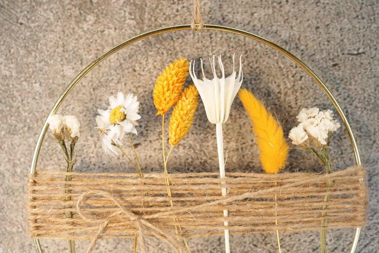 Türkranz Kranz Ring Gräser Wandkranz Trockenblumen Natur natürlich Hoop Fensterdeko – handgemacht aus Seiden- und Kunstblumen, langlebig & pflegeleicht von SarahsFlowerStudio