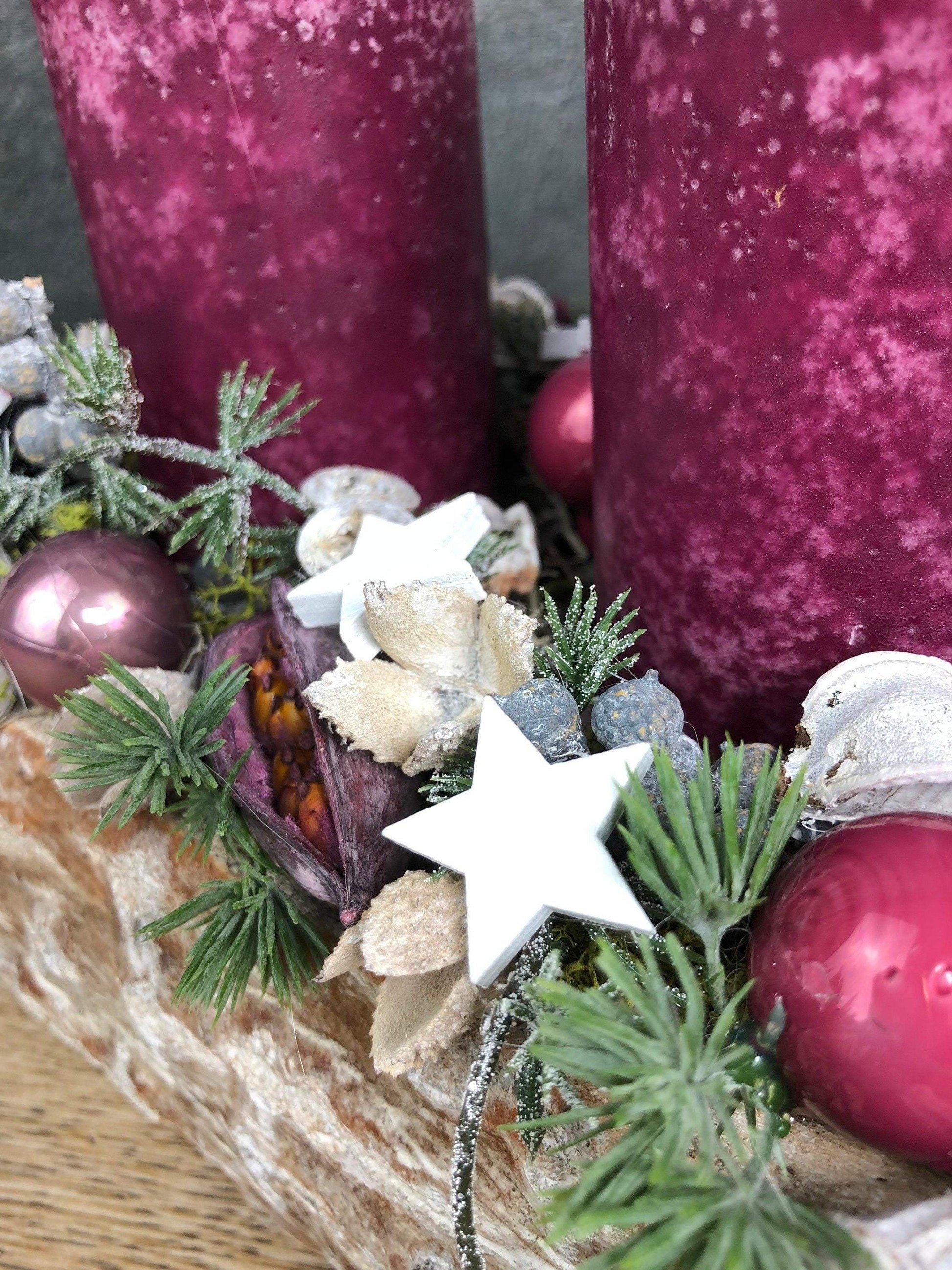 Adventskranz Adventskalender Modern Länglich Beere Erika Sterne Eicheln Zapfen – handgemacht aus Seiden- und Kunstblumen, langlebig & pflegeleicht von SarahsFlowerStudio