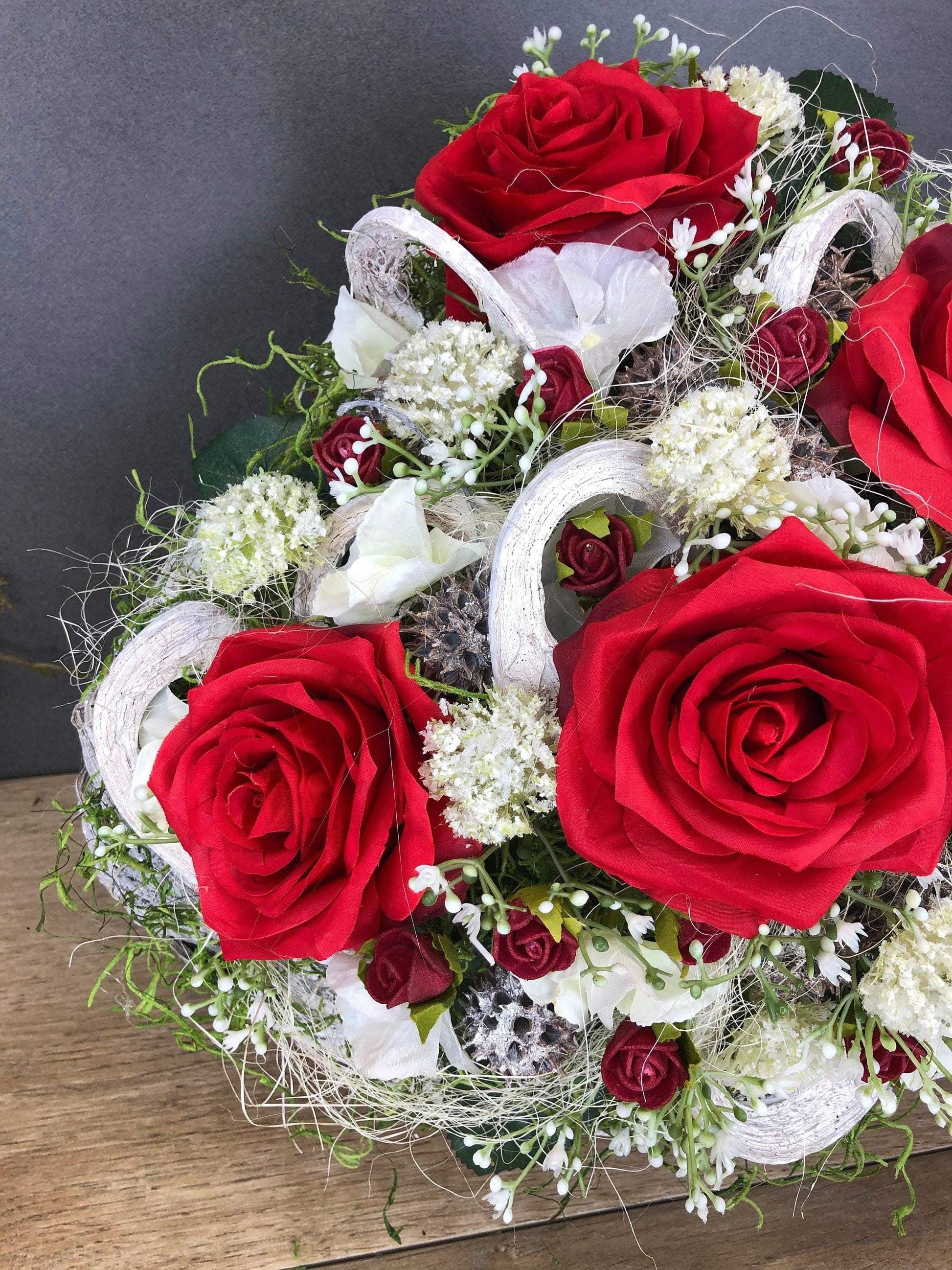 Grabgesteck Grabschmuck Herz Grabdeko Grabdekoration – handgemacht aus Seiden- und Kunstblumen, langlebig & pflegeleicht von SarahsFlowerStudio