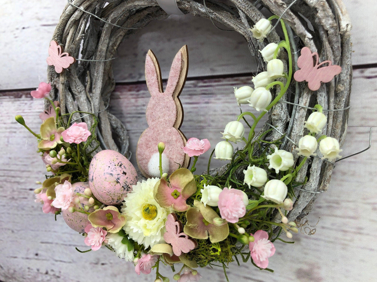 Frühlingskranz 20cm mit Hasen, Eiern & Schleierkraut – kleiner Osterkranz Seidenblumen – Türkranz – SarahsFlowerStudio