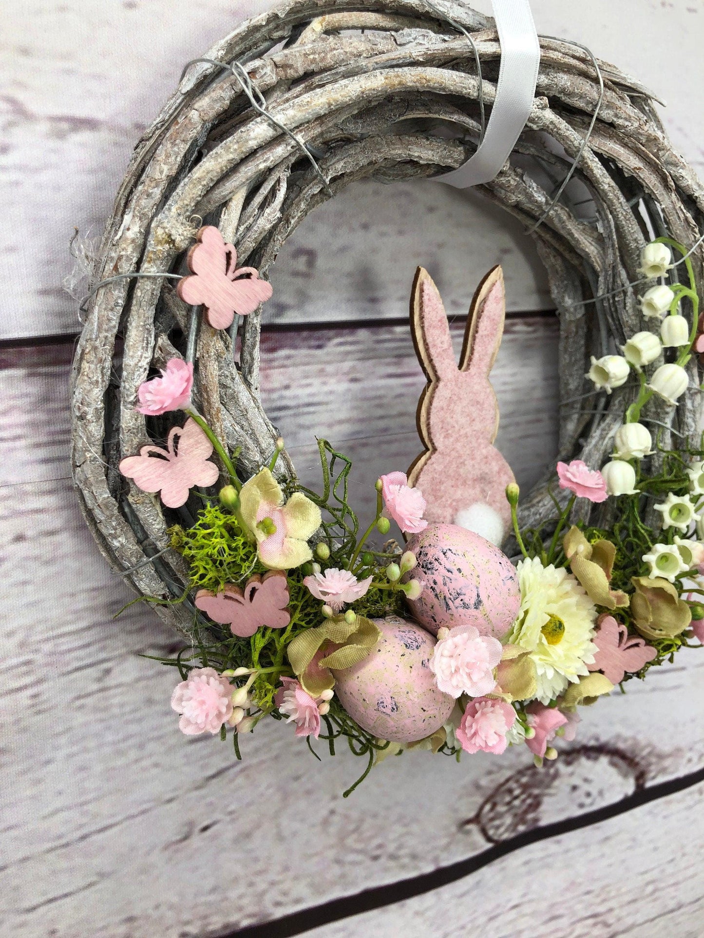 Frühlingskranz 20cm mit Hasen, Eiern & Schleierkraut – kleiner Osterkranz Seidenblumen – Türkranz – SarahsFlowerStudio