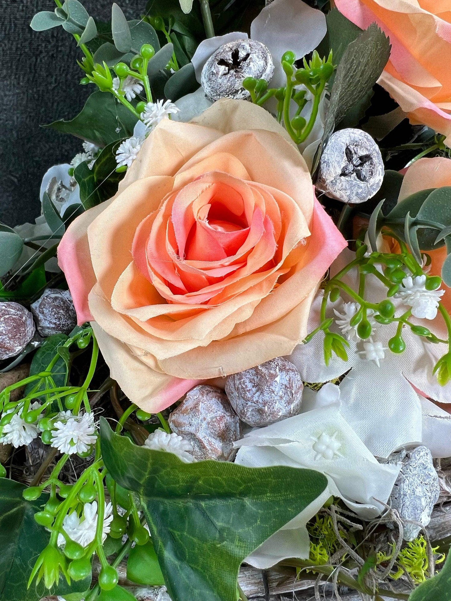Grabgesteck Allerheiligen Grabschmuck Rose Hortensie Eukalyptus Efeu Wunschfarbe Grabdeko Grabdekoration Allerheiligen – handgemacht aus Seiden- und Kunstblumen, langlebig & pflegeleicht von SarahsFlowerStudio