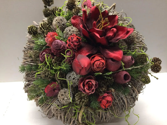 Grabgesteck Allerheiligen Grabschmuck Amaryllis Wunschfarbe Grabdeko Grabdekoration Allerheiligen – handgemacht aus Seiden- und Kunstblumen, langlebig & pflegeleicht von SarahsFlowerStudio