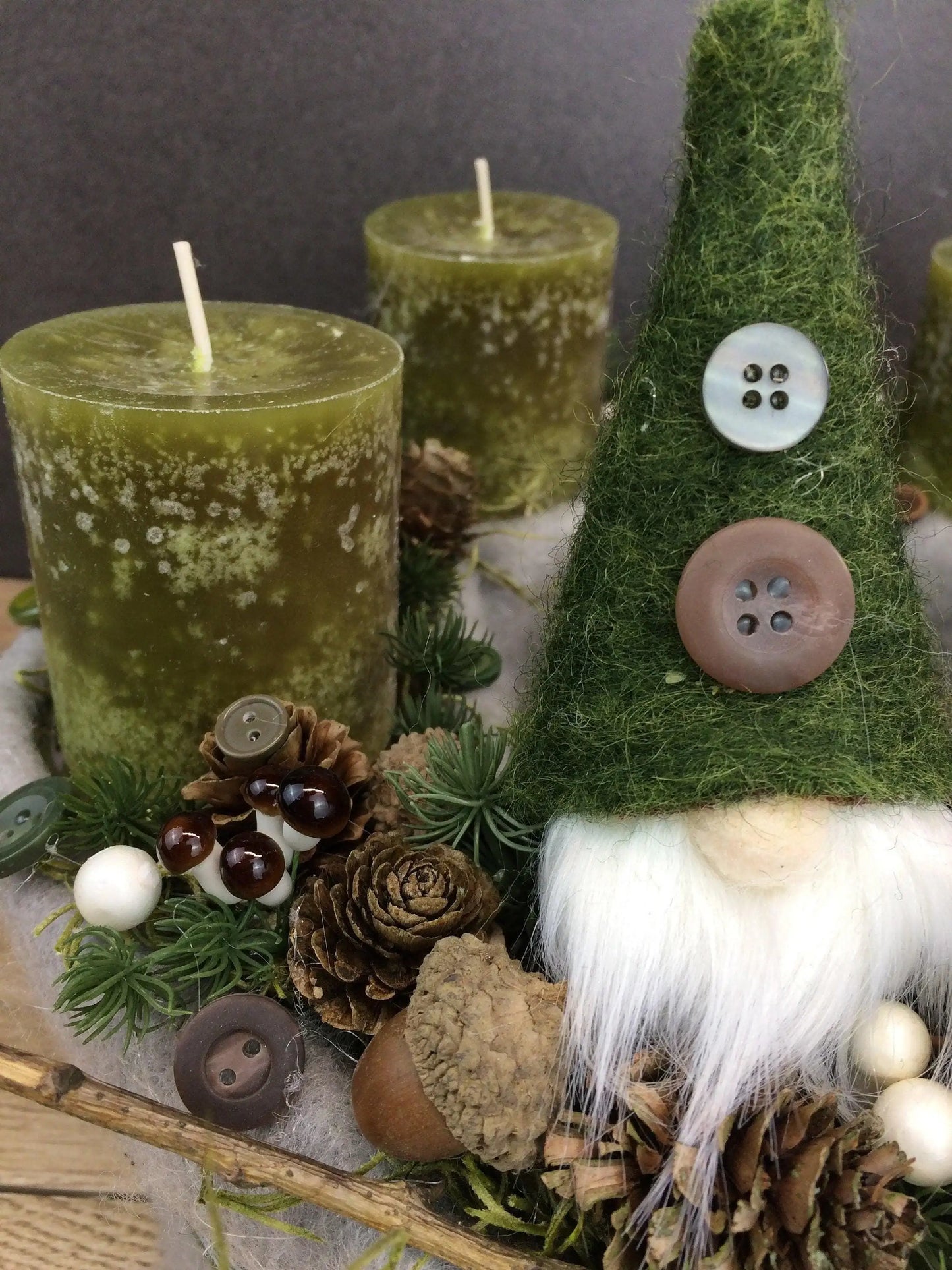 Adventskranz Adventskalender – handgemacht aus Seiden- und Kunstblumen, langlebig & pflegeleicht von SarahsFlowerStudio