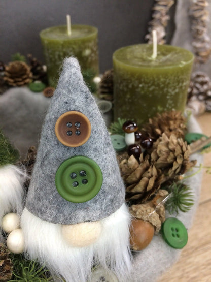 Adventskranz Adventskalender – handgemacht aus Seiden- und Kunstblumen, langlebig & pflegeleicht von SarahsFlowerStudio