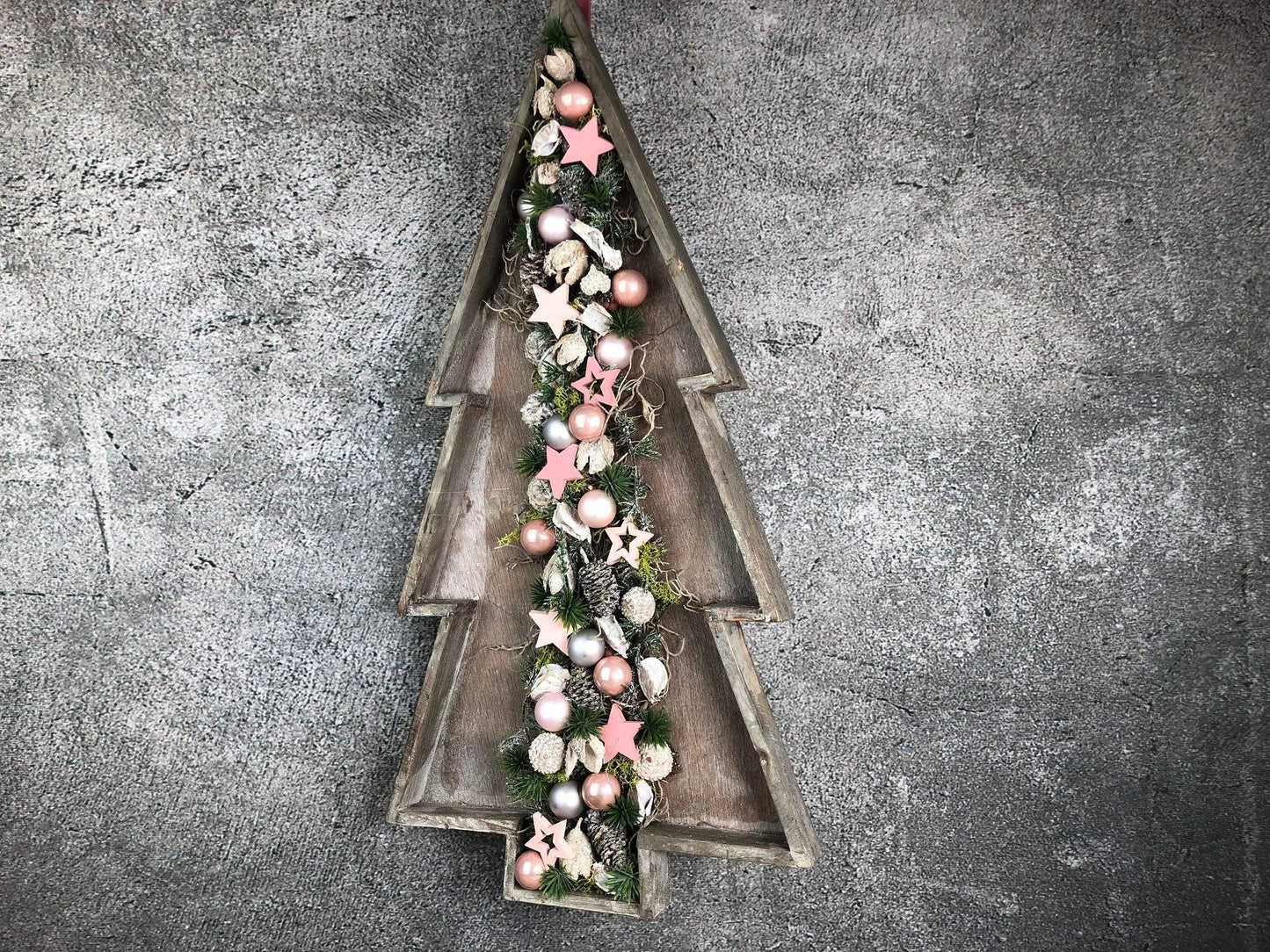 Türkranz Tannenbaum Tanne Baum Advent Kranz Wanddekoration Dekoration Türdekoration Weihnachten Weidenkranz – handgemacht aus Seiden- und Kunstblumen, langlebig & pflegeleicht von SarahsFlowerStudio