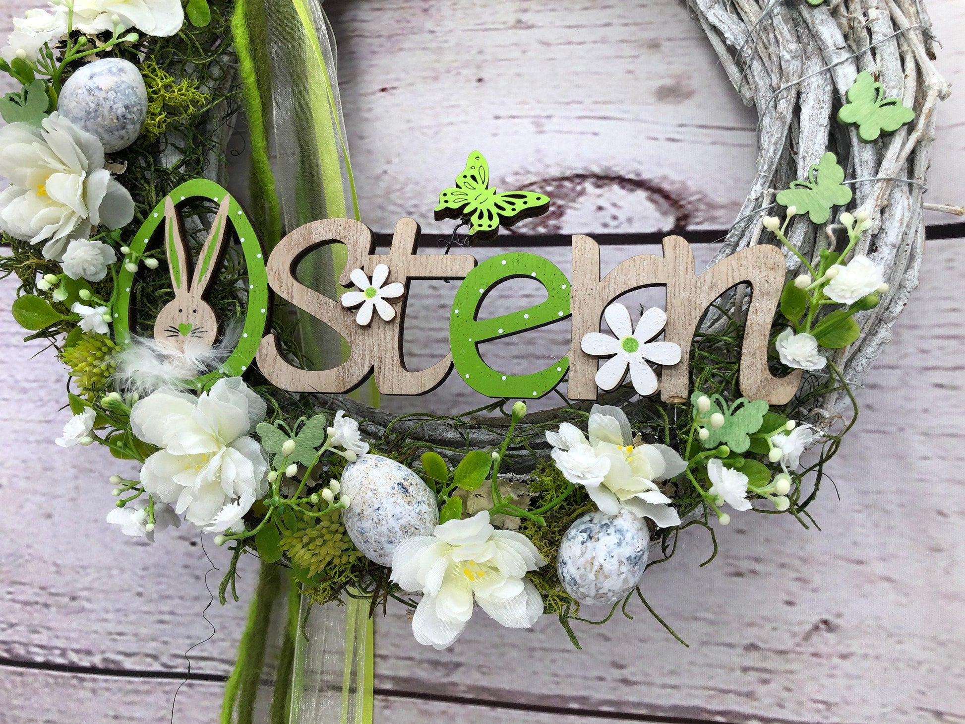 Osterkranz Türkranz mit Hasen, Maiglöckchen & Eiern – Frühlingsdeko Seidenblumen – Türkranz – SarahsFlowerStudio