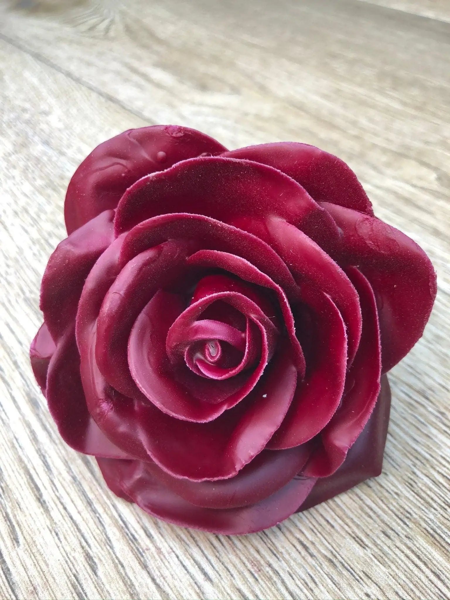 Wachsrosen Rosen Seidenrosen Seidenblumen Gewachst künstliche künstlich winterlich Allerheiligen Totensonntag – handgemacht aus Seiden- und Kunstblumen, langlebig & pflegeleicht von SarahsFlowerStudio