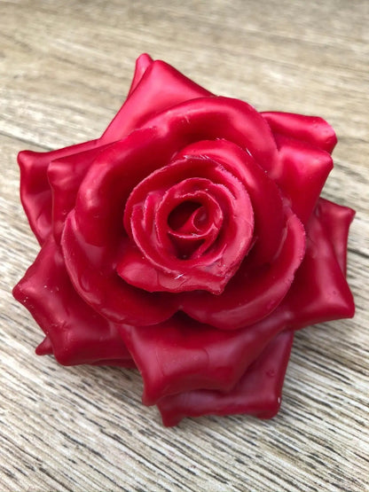 Wachsrosen Rosen Seidenrosen Seidenblumen Gewachst künstliche künstlich winterlich Allerheiligen Totensonntag – handgemacht aus Seiden- und Kunstblumen, langlebig & pflegeleicht von SarahsFlowerStudio