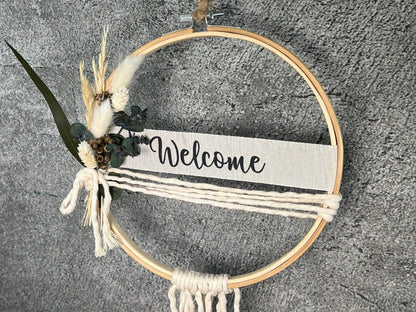 Türkranz Kranz Ring Stickring Eukalyptus Gräser Wandkranz Trockenblumen Hoop – handgemacht aus Seiden- und Kunstblumen, langlebig & pflegeleicht von SarahsFlowerStudio