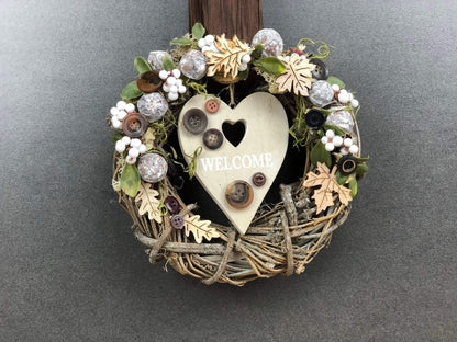 Türkranz 22cm Türdeko Türschmuck Herz Welcome Modern Tür Schmuck Herbst herbstlich ganzjährig Herbst – handgemacht aus Seiden- und Kunstblumen, langlebig & pflegeleicht von SarahsFlowerStudio
