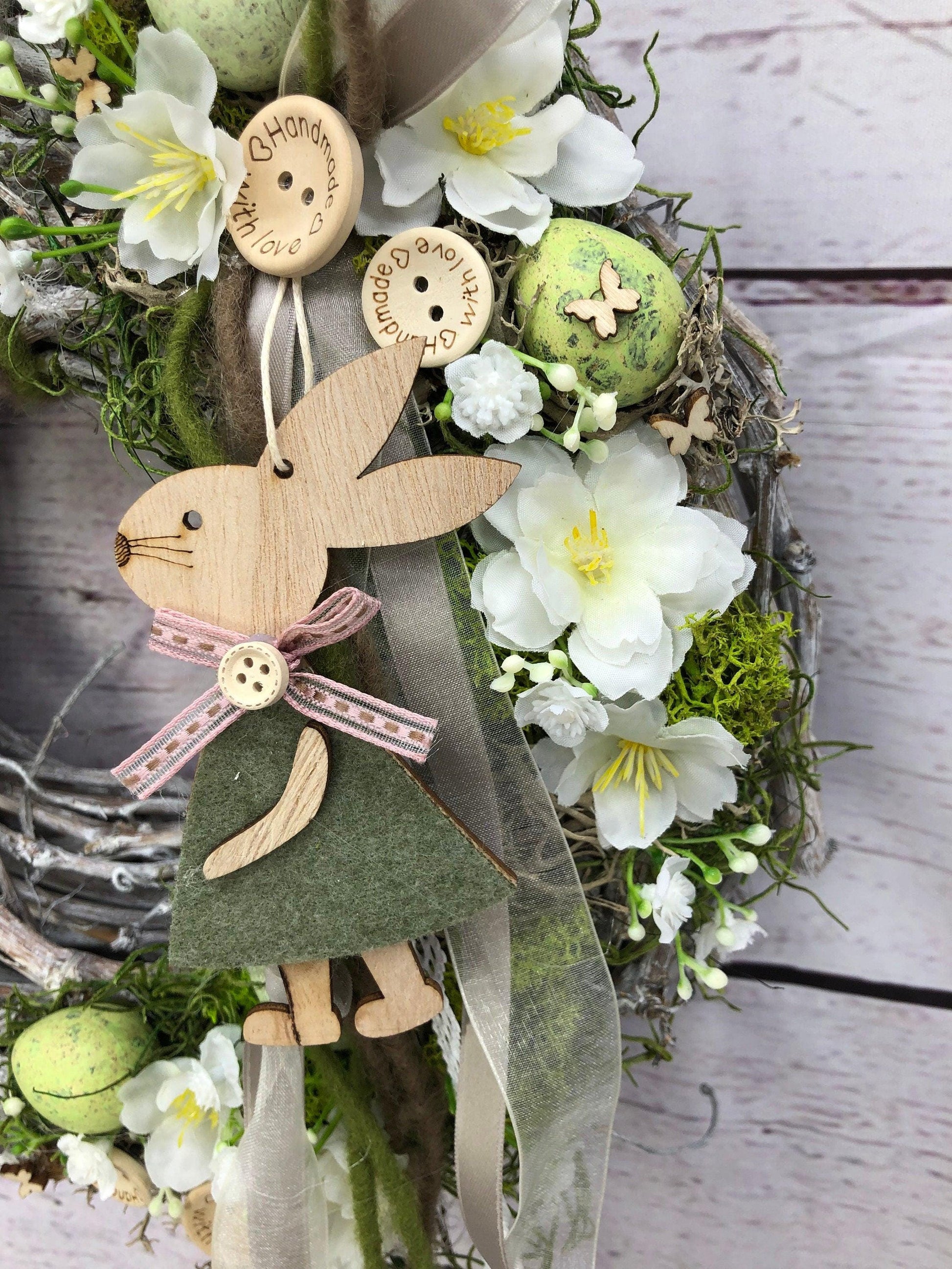 Türkranz Ostern mit Hasen, Eiern & Schleierkraut – Frühlingskranz Seidenblumen – Türkranz – SarahsFlowerStudio