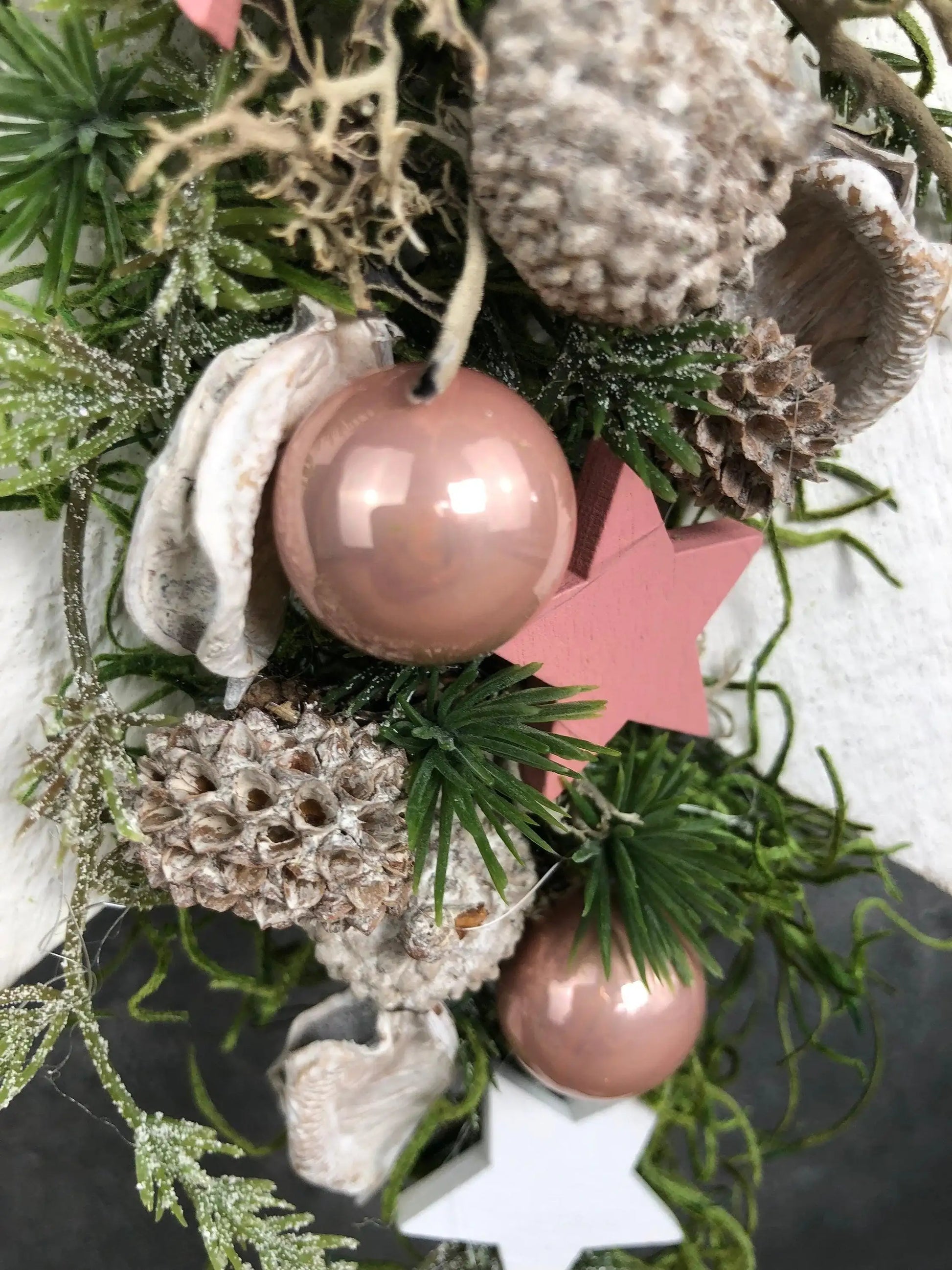 Advent Türkranz Stern 40cm Stern Türdekoration Türschmuck Fensterdeko Weihnachten Weihnachtsdekoration – handgemacht aus Seiden- und Kunstblumen, langlebig & pflegeleicht von SarahsFlowerStudio