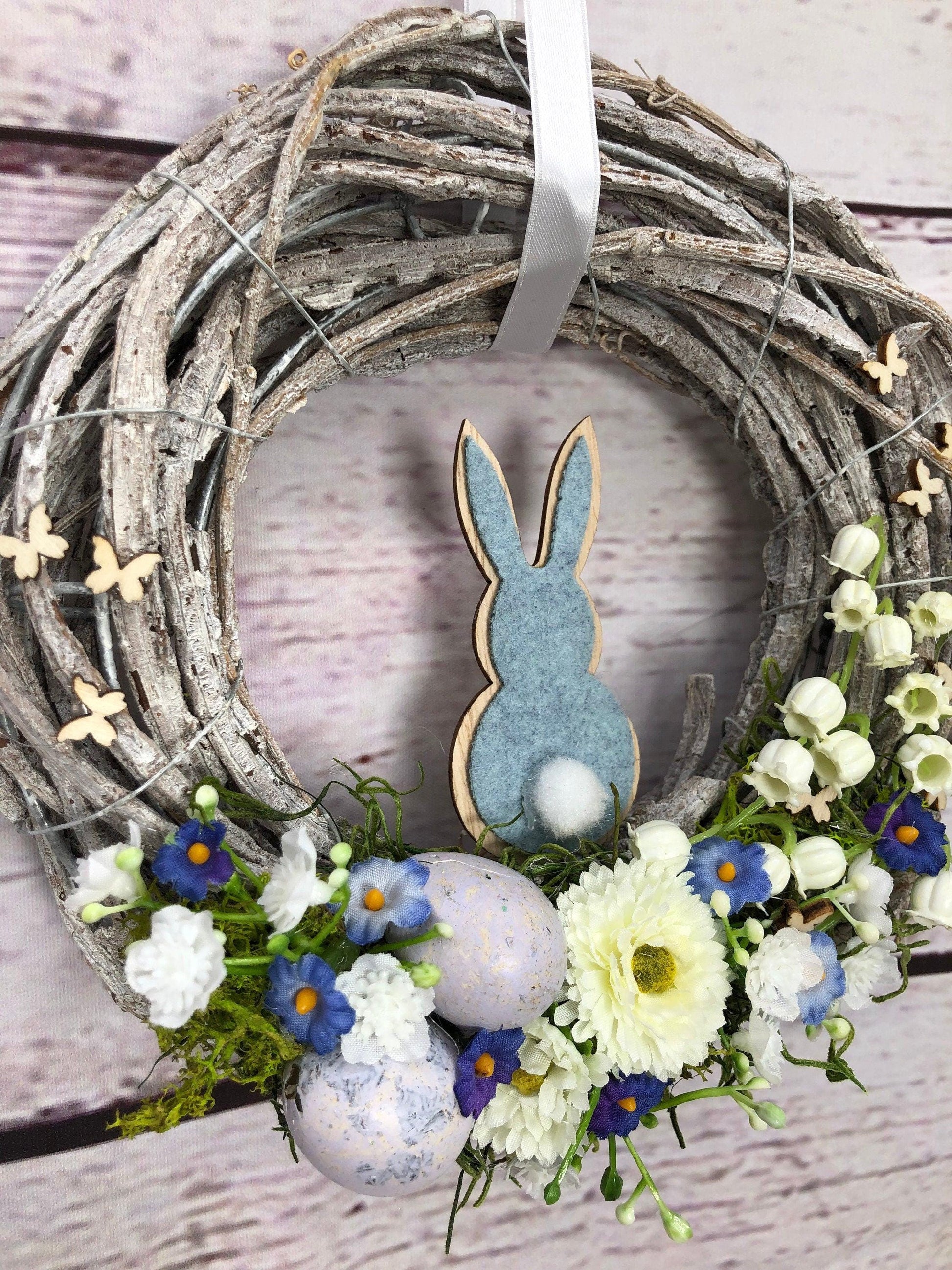Türkranz Ostern Schleierkraut & Hasen – Frühlingskranz Seidenblumen handgefertigt – Türkranz – SarahsFlowerStudio