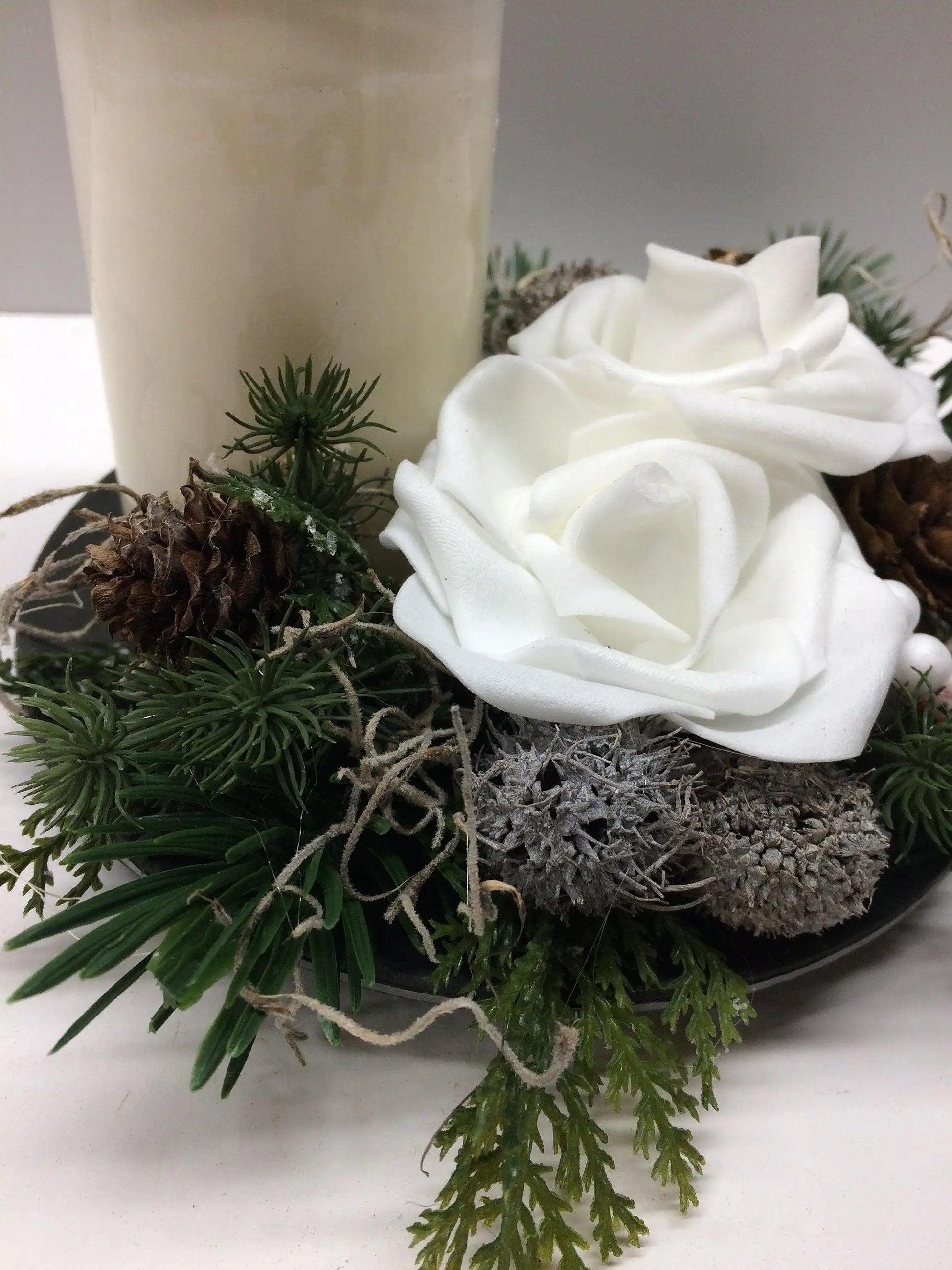 Grabgesteck Grabschmuck in Wunschfarbe 20cm Grabdekoration Grabschmuck Allerheiligen – handgemacht aus Seiden- und Kunstblumen, langlebig & pflegeleicht von SarahsFlowerStudio