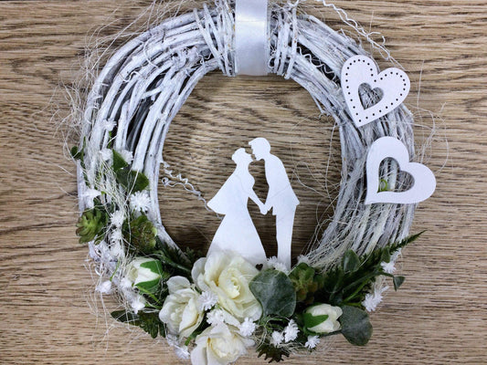 Türkranz 20cm Türdeko Türschmuck Hochzeit Rosen Schleierkraut Hochzeitspaar Weiß SukkulentenModern ganzjährig Tür Schmuck Herbst – handgemacht aus Seiden- und Kunstblumen, langlebig & pflegeleicht von SarahsFlowerStudio