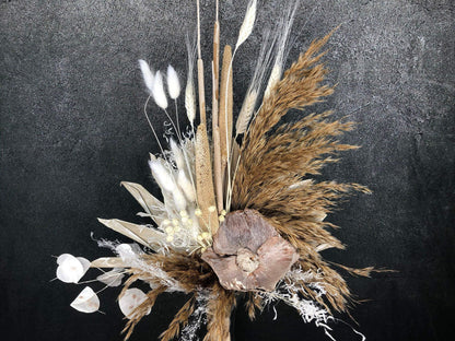 Trockenblumenstrauß Strauß Gräser mit Exoten Pampasgras Gräser Trockenblumen Trockenmaterial Natur natürlich dried bouquet dried Flowers – handgemacht aus Seiden- und Kunstblumen, langlebig & pflegeleicht von SarahsFlowerStudio