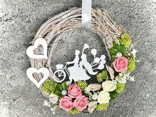 Türkranz 20cm Türdeko Türschmuck Hochzeit Hochzeitspaar Rosen ganzjährig Tür Schmuck – handgemacht aus Seiden- und Kunstblumen, langlebig & pflegeleicht von SarahsFlowerStudio
