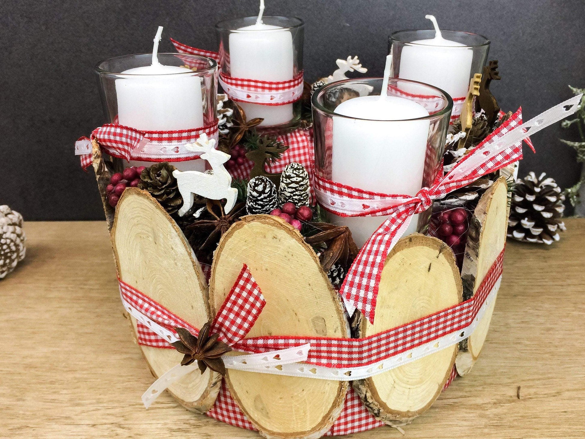 Adventskranz – handgemacht aus Seiden- und Kunstblumen, langlebig & pflegeleicht von SarahsFlowerStudio