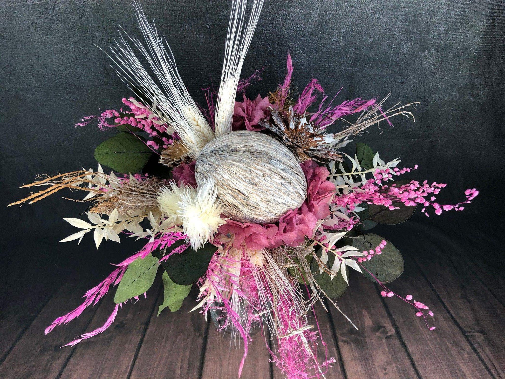 Strauß Gefriergetrocknet Hortensie mit Exoten Tischgesteck Gräser Trockenblumen Trockenmaterial Natur natürlich dried bouquet dried Flowers – handgemacht aus Seiden- und Kunstblumen, langlebig & pflegeleicht von SarahsFlowerStudio