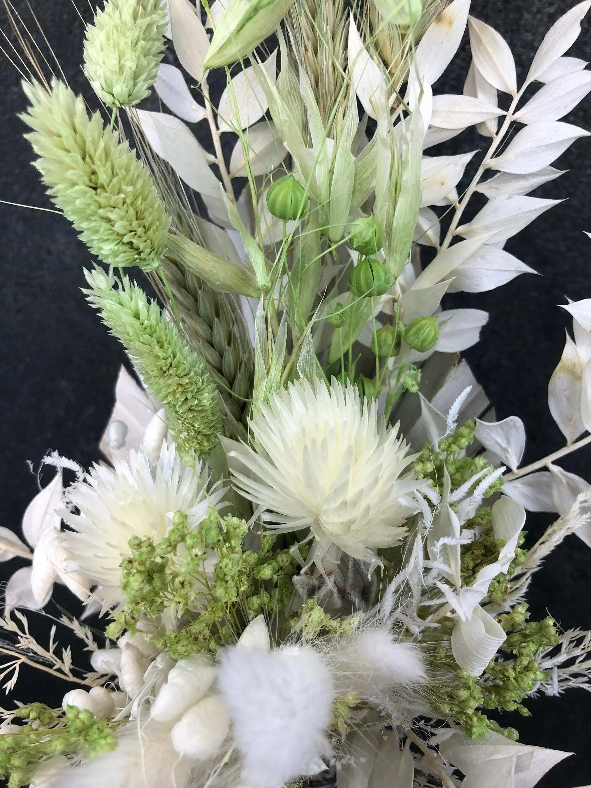 Trockenblumenstrauß Strauß Gräser mit Ruskus Gräser Trockenblumen Trockenmaterial Natur natürlich dried bouquet dried Flowers – handgemacht aus Seiden- und Kunstblumen, langlebig & pflegeleicht von SarahsFlowerStudio