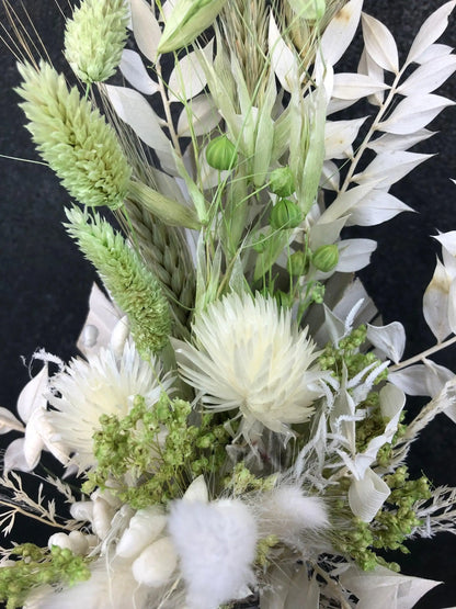 Trockenblumenstrauß Strauß Gräser mit Ruskus Gräser Trockenblumen Trockenmaterial Natur natürlich dried bouquet dried Flowers – handgemacht aus Seiden- und Kunstblumen, langlebig & pflegeleicht von SarahsFlowerStudio