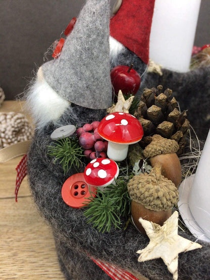 Adventskranz Adventskalender – handgemacht aus Seiden- und Kunstblumen, langlebig & pflegeleicht von SarahsFlowerStudio