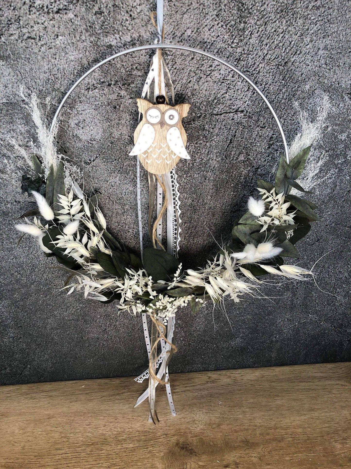 Türkranz Eule Kranz Ring Eukalyptus Gräser Wandkranz Trockenblumen Natur natürlich Hoop Herbst Herbstlich – handgemacht aus Seiden- und Kunstblumen, langlebig & pflegeleicht von SarahsFlowerStudio