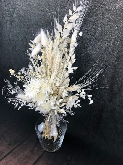 Trockenblumenstrauß Strauß Gräser mit Ruskus Gräser Trockenblumen Trockenmaterial Natur natürlich dried bouquet dried Flowers – handgemacht aus Seiden- und Kunstblumen, langlebig & pflegeleicht von SarahsFlowerStudio