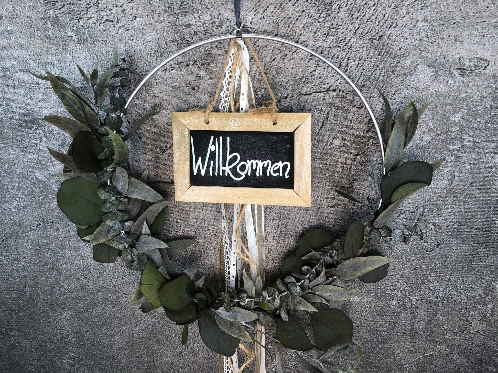 Türkranz Tafel Willkommen Herbst Kranz Ring Eukalyptus Wandkranz Trockenblumen Natur natürlich Hoop Herbst Herbstlich – handgemacht aus Seiden- und Kunstblumen, langlebig & pflegeleicht von SarahsFlowerStudio