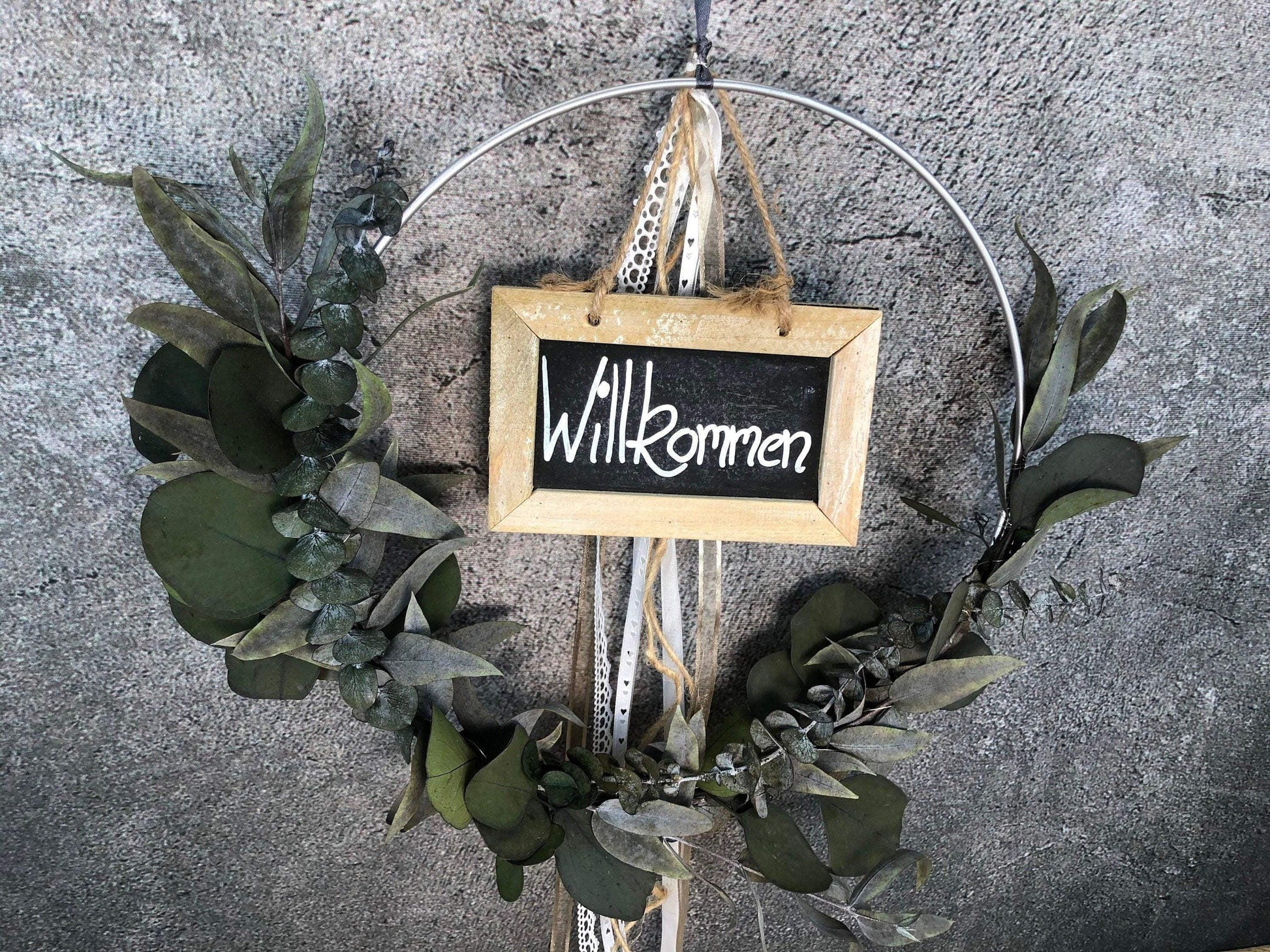 Türkranz Tafel Willkommen Herbst Kranz Ring Eukalyptus Wandkranz Trockenblumen Natur natürlich Hoop Herbst Herbstlich – handgemacht aus Seiden- und Kunstblumen, langlebig & pflegeleicht von SarahsFlowerStudio