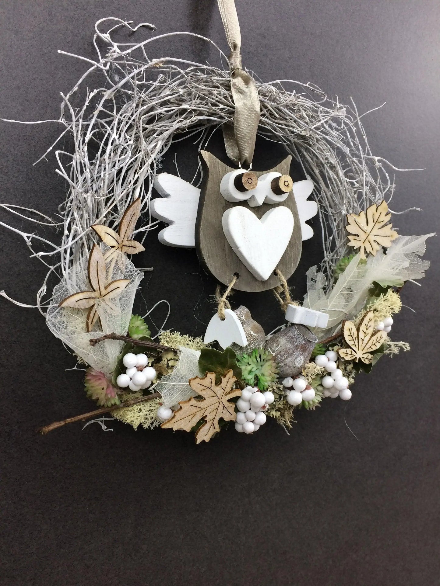 Türkranz 22cm Türdeko Türschmuck Eule Modern Tür Schmuck Herbst herbstlich ganzjährig Herbst – handgemacht aus Seiden- und Kunstblumen, langlebig & pflegeleicht von SarahsFlowerStudio