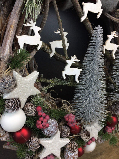 Advent Türkranz Türdeko Türschmuck Weihnachten Weidenkranz Adventskranz Sterne Tannenbaum Hirsch Tanne Filz Draht – handgemacht aus Seiden- und Kunstblumen, langlebig & pflegeleicht von SarahsFlowerStudio