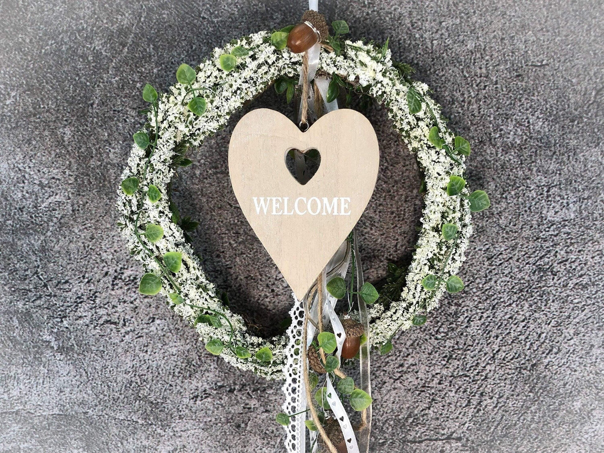 Türkranz Heide Erika Holz Herz Welcome Herbst Herbstlich Türschmuck Modern Wunschfarbe Wunschgröße Tür Schmuck ganzjährig – handgemacht aus Seiden- und Kunstblumen, langlebig & pflegeleicht von SarahsFlowerStudio