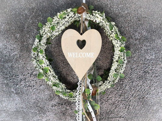 Türkranz Heide Erika Holz Herz Welcome Herbst Herbstlich Türschmuck Modern Wunschfarbe Wunschgröße Tür Schmuck ganzjährig – handgemacht aus Seiden- und Kunstblumen, langlebig & pflegeleicht von SarahsFlowerStudio