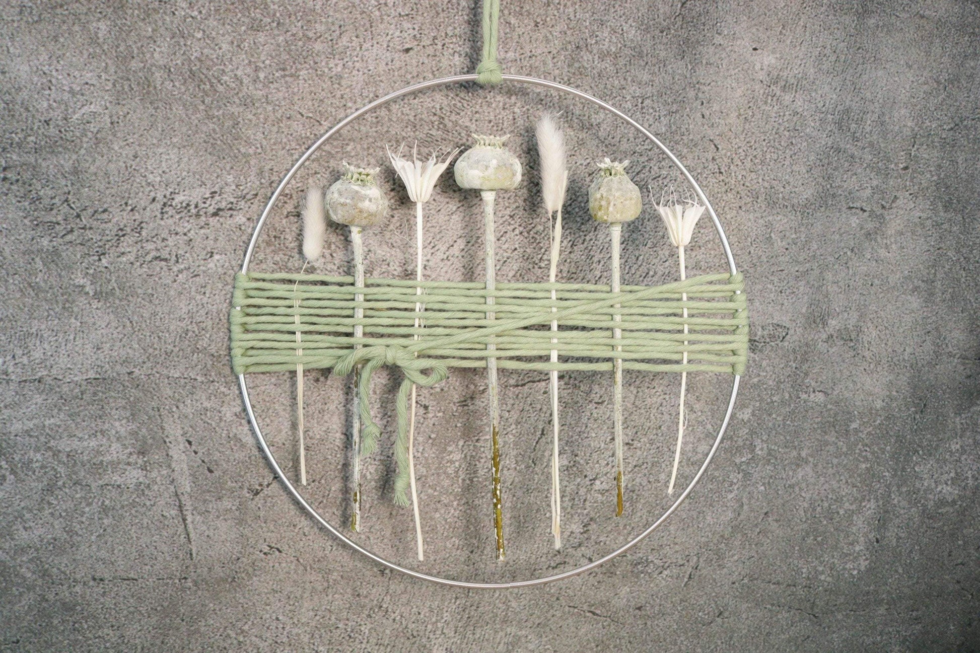 Türkranz Kranz Ring Gräser Wandkranz Trockenblumen Natur natürlich Hoop Fensterdeko – handgemacht aus Seiden- und Kunstblumen, langlebig & pflegeleicht von SarahsFlowerStudio