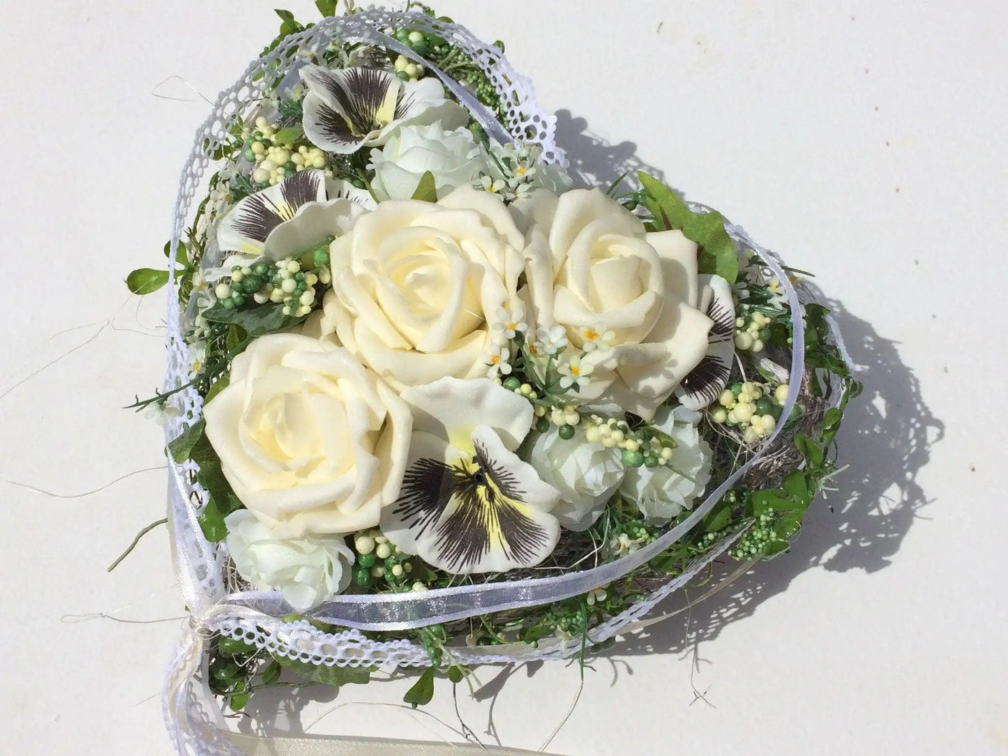 Grabgesteck Grabschmuck Grabdekoration Grabschmuck Allerheiligen – handgemacht aus Seiden- und Kunstblumen, langlebig & pflegeleicht von SarahsFlowerStudio