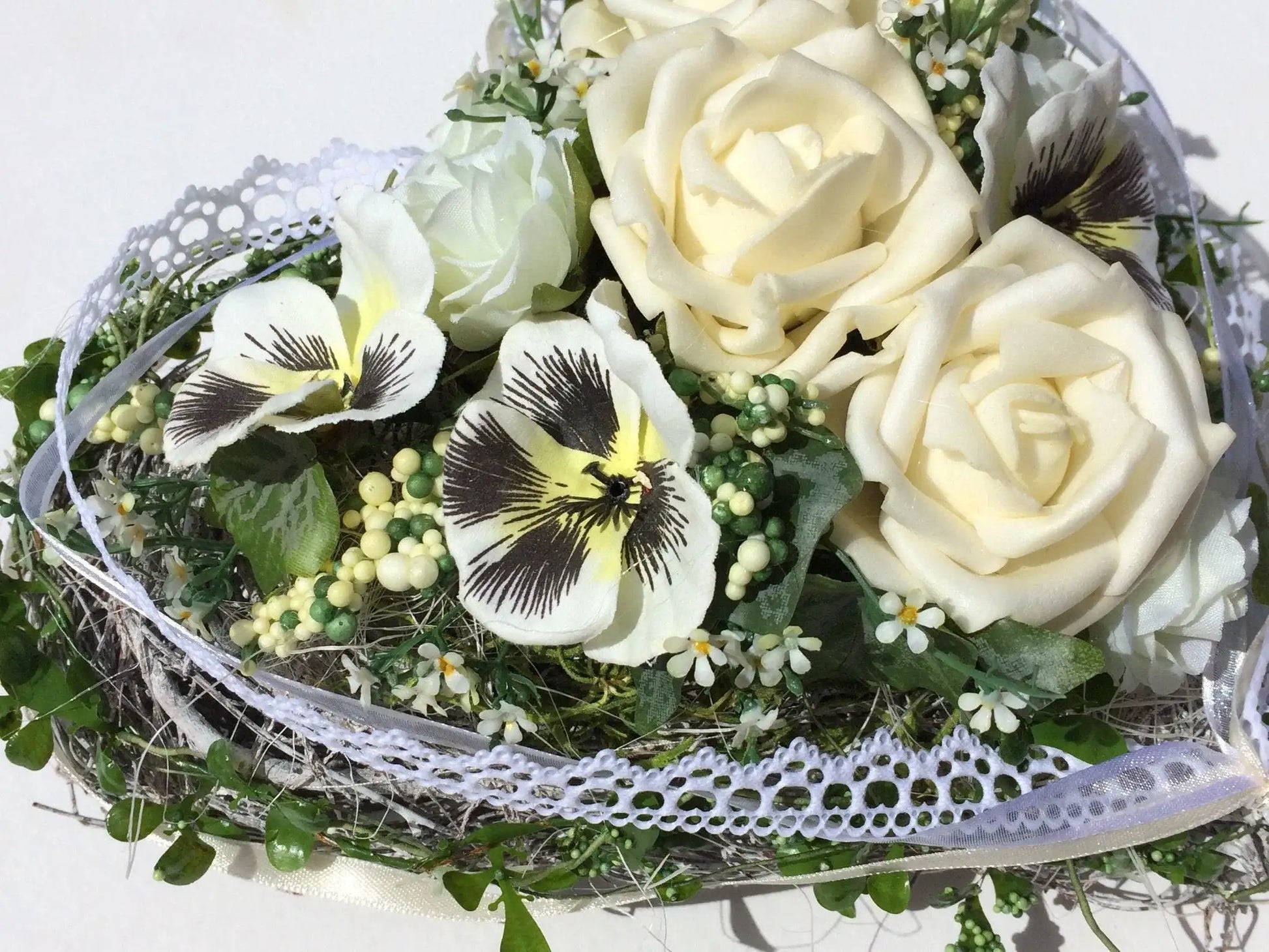 Grabgesteck Grabschmuck Grabdekoration Grabschmuck Allerheiligen – handgemacht aus Seiden- und Kunstblumen, langlebig & pflegeleicht von SarahsFlowerStudio