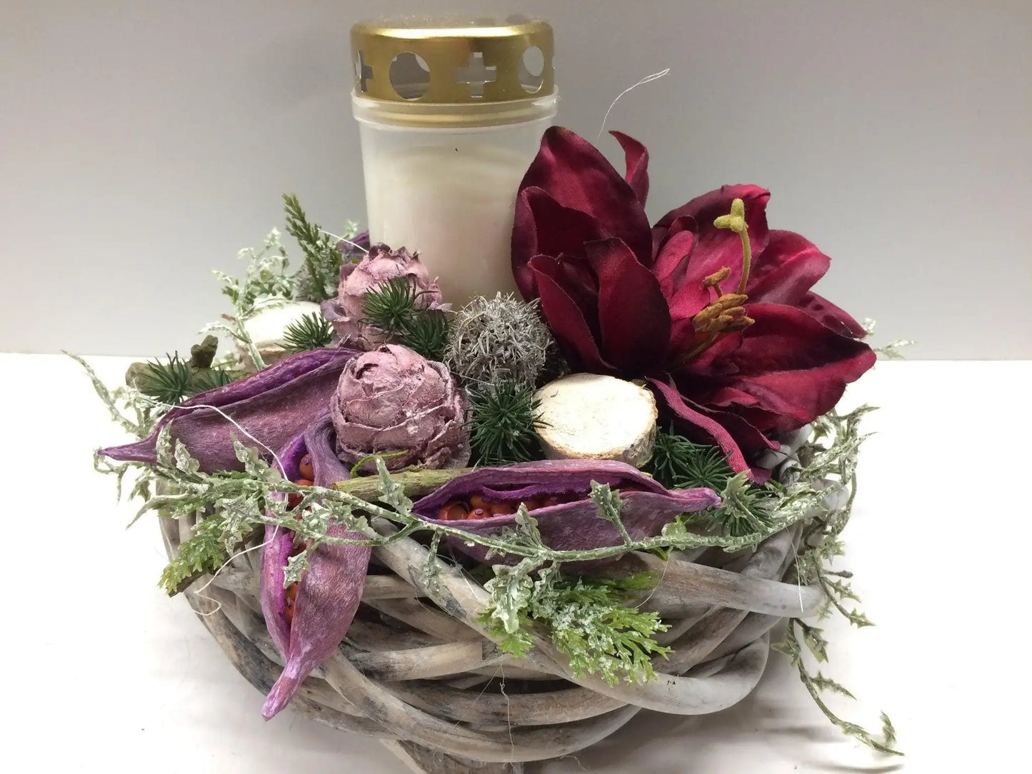 Grabgesteck Gesteck Grab Allerheiligen mit Kerze 22cm Grabdeko Grabdekoration Allerheiligen – handgemacht aus Seiden- und Kunstblumen, langlebig & pflegeleicht von SarahsFlowerStudio