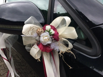 2 Autoschleifen für Seitenspiegel Kirchenbank in Wunschfarbe große Schleife Dekoration Rose – handgemacht aus Seiden- und Kunstblumen, langlebig & pflegeleicht von SarahsFlowerStudio
