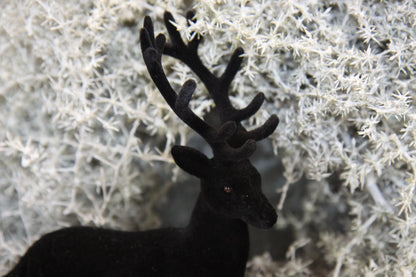 Türkranz Türdeko Türschmuck Weihnachten Asperaguskranz Kranz Hirsch Zapfen Apfel Tanne Band Modern – handgemacht aus Seiden- und Kunstblumen, langlebig & pflegeleicht von SarahsFlowerStudio