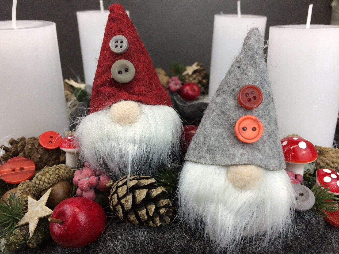 Adventskranz Adventskalender – handgemacht aus Seiden- und Kunstblumen, langlebig & pflegeleicht von SarahsFlowerStudio