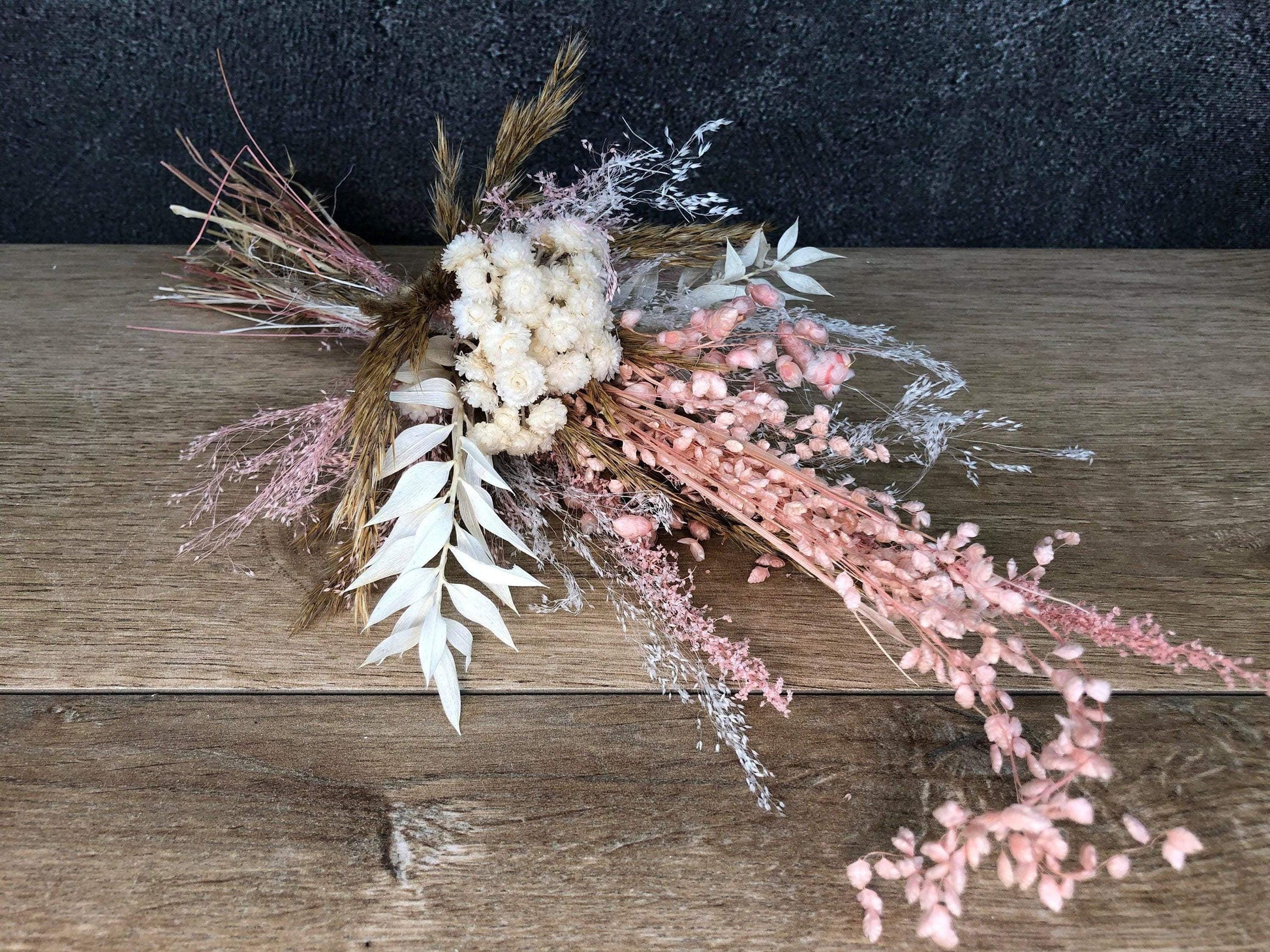 Trockenblumenstrauß Strauß Gräser Gras Gräser Trockenblumen Trockenmaterial Natur natürlich dried bouquet dried Flowers – handgemacht aus Seiden- und Kunstblumen, langlebig & pflegeleicht von SarahsFlowerStudio