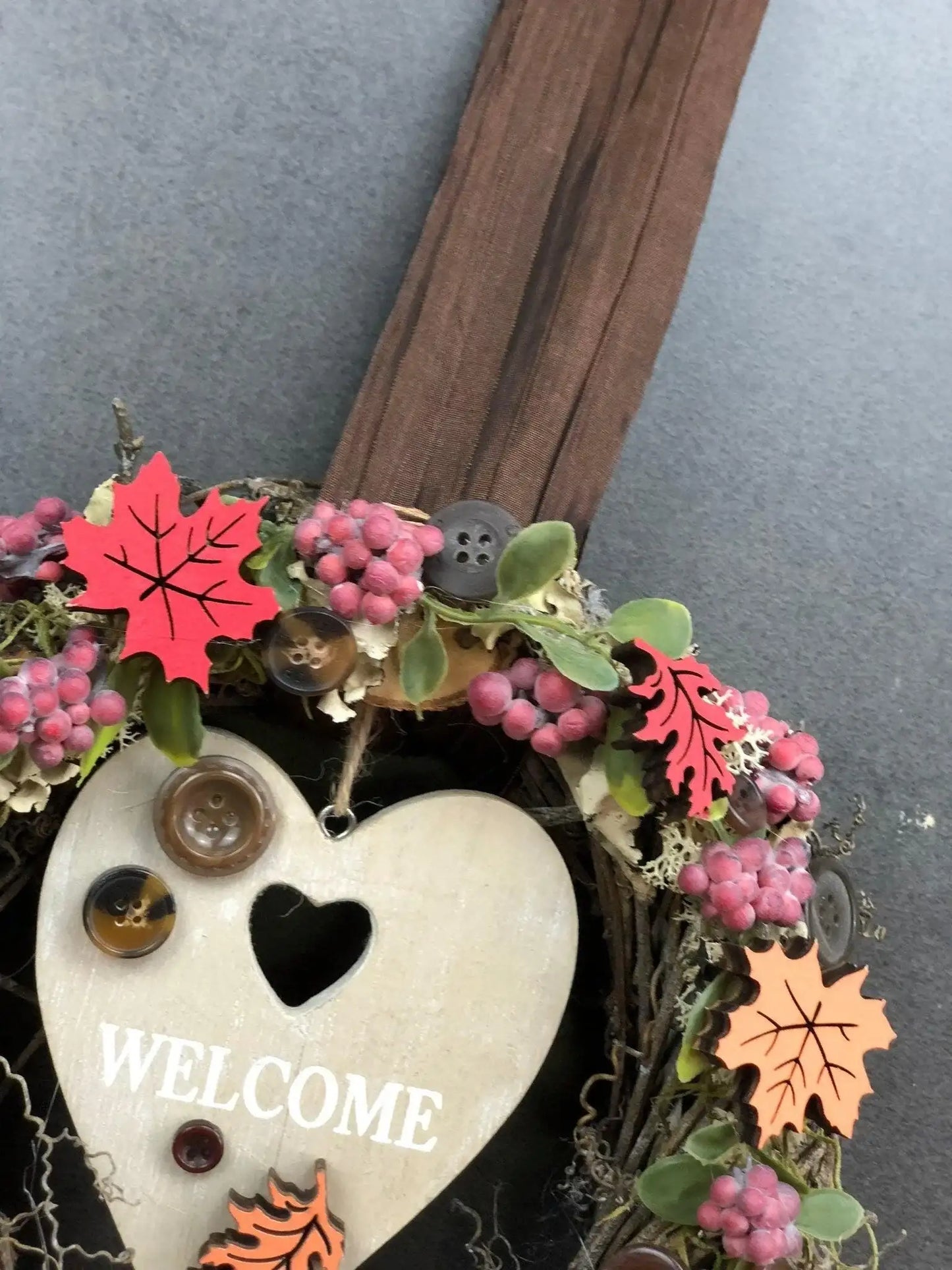 Türkranz 22cm Türdeko Türschmuck Herz Welcome Modern Tür Schmuck Herbst herbstlich ganzjährig Herbst – handgemacht aus Seiden- und Kunstblumen, langlebig & pflegeleicht von SarahsFlowerStudio