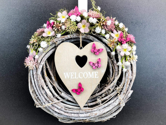Türkranz Türdeko Türschmuck Herz Welcome Modern ganzjährig Tür Schmuck Schmetterling Herbst – handgemacht aus Seiden- und Kunstblumen, langlebig & pflegeleicht von SarahsFlowerStudio