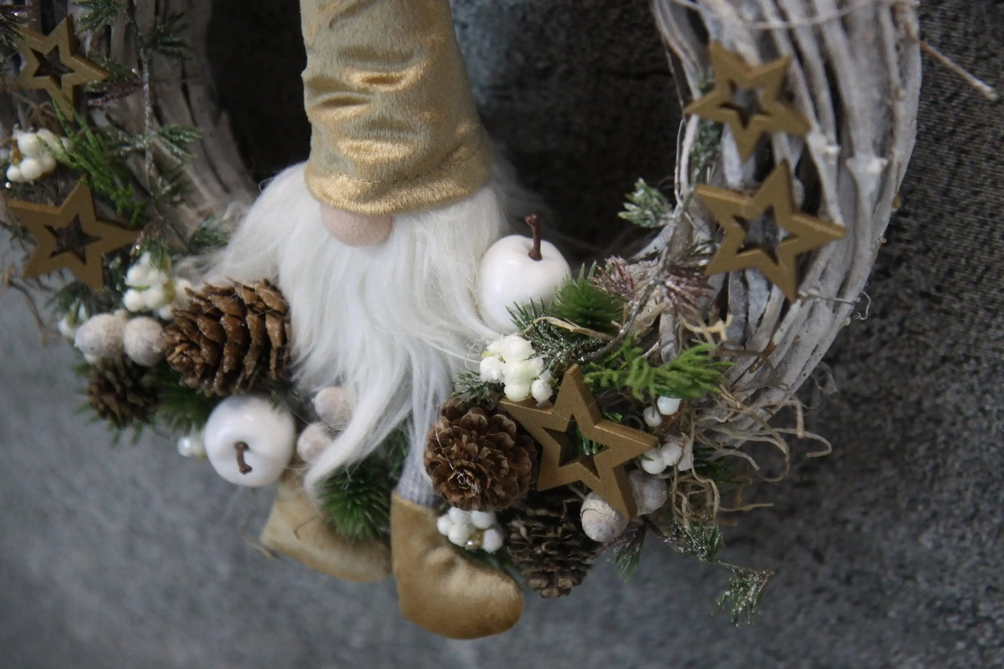 Türkranz Türdeko Türschmuck Weihnachten Weidenkranz Wichtel Zapfen Stern Apfel Tanne Band Modern – handgemacht aus Seiden- und Kunstblumen, langlebig & pflegeleicht von SarahsFlowerStudio