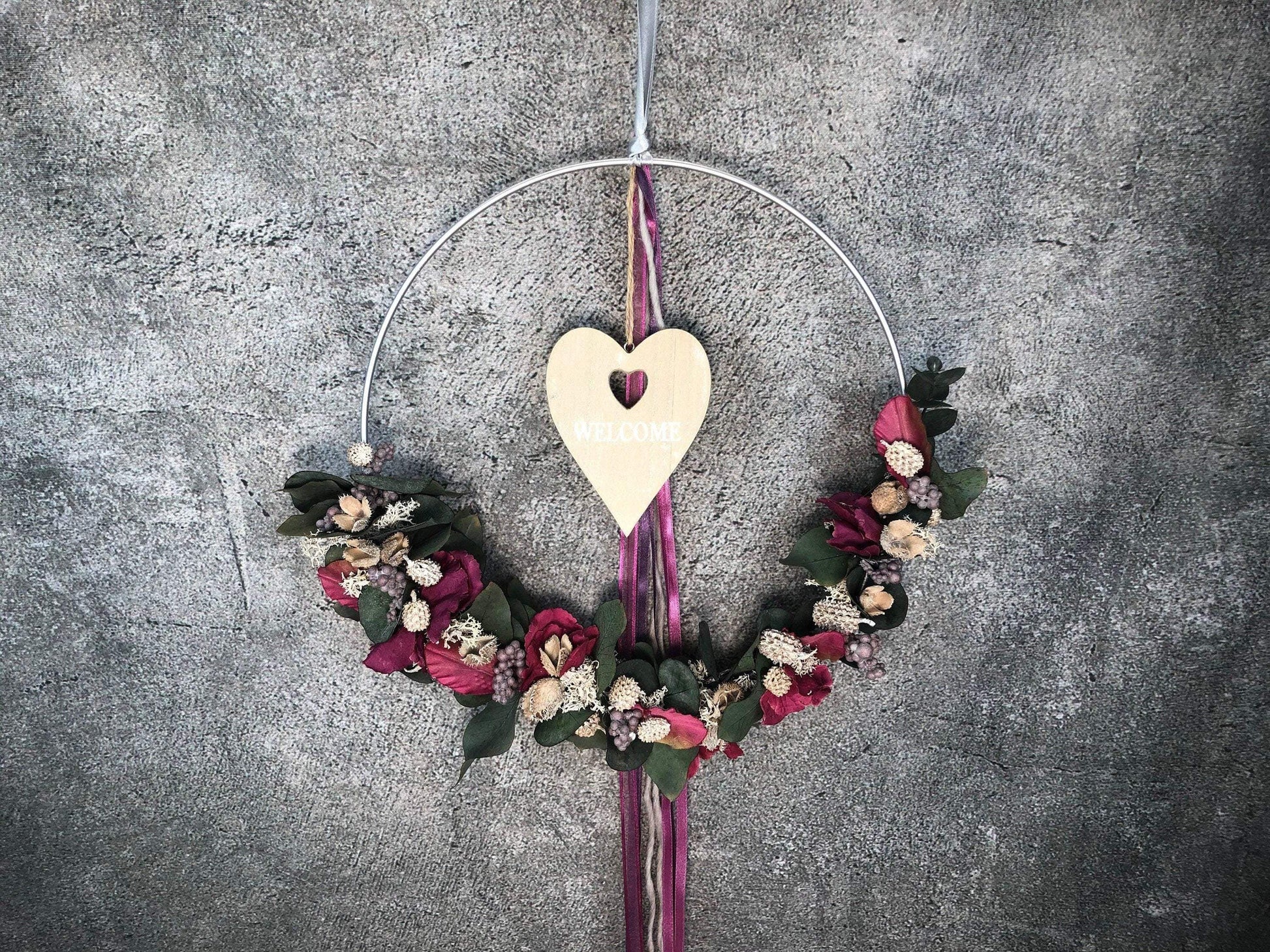 Türkranz Welcome Herz Kranz Ring Eukalyptus Hortensie Zapfen Wandkranz Trockenblumen Natur natürlich Hoop Herbst Herbstlich – handgemacht aus Seiden- und Kunstblumen, langlebig & pflegeleicht von SarahsFlowerStudio