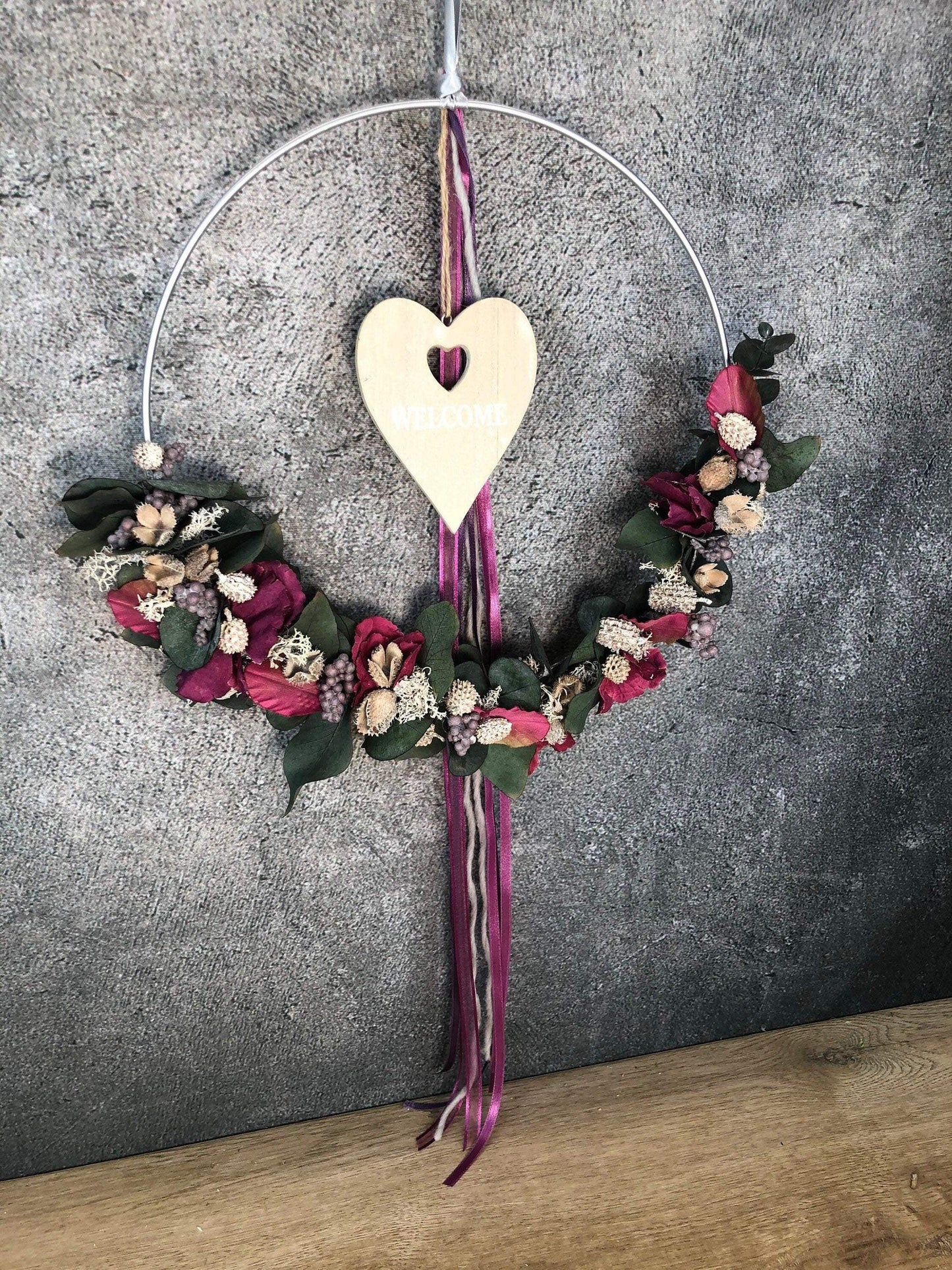 Türkranz Welcome Herz Kranz Ring Eukalyptus Hortensie Zapfen Wandkranz Trockenblumen Natur natürlich Hoop Herbst Herbstlich – handgemacht aus Seiden- und Kunstblumen, langlebig & pflegeleicht von SarahsFlowerStudio